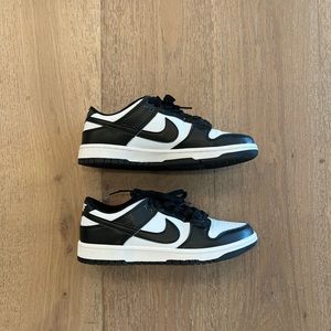 WOMEN'S DUNK LOW PANDA 🤍🖤